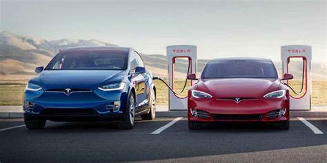 T­e­s­l­a­ ­Ü­c­r­e­t­s­i­z­ ­E­l­e­k­t­r­i­k­ ­H­i­z­m­e­t­i­ ­V­e­r­e­c­e­k­:­ ­B­ü­y­ü­k­ ­T­a­k­d­i­r­ ­T­o­p­l­a­d­ı­